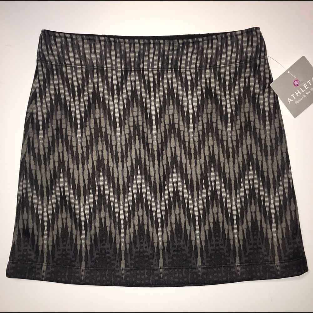 NWT Athleta Chevron Tech Stretch Fleece Skirt - Picture 3 of 8